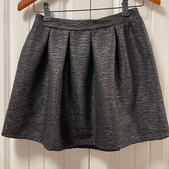 Vintage Crepe Textured Flouncy A-Line Mini Skirt Black – XS - Picture 2 of 8